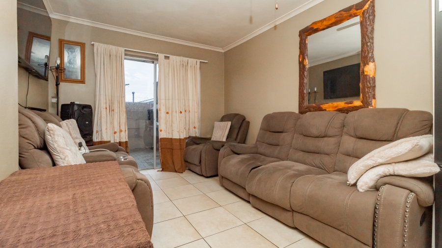 2 Bedroom Property for Sale in Windsor Park Western Cape